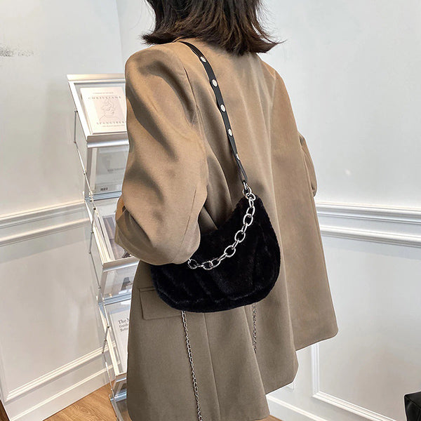Miss Fuzzy Chain Shoulder Bag