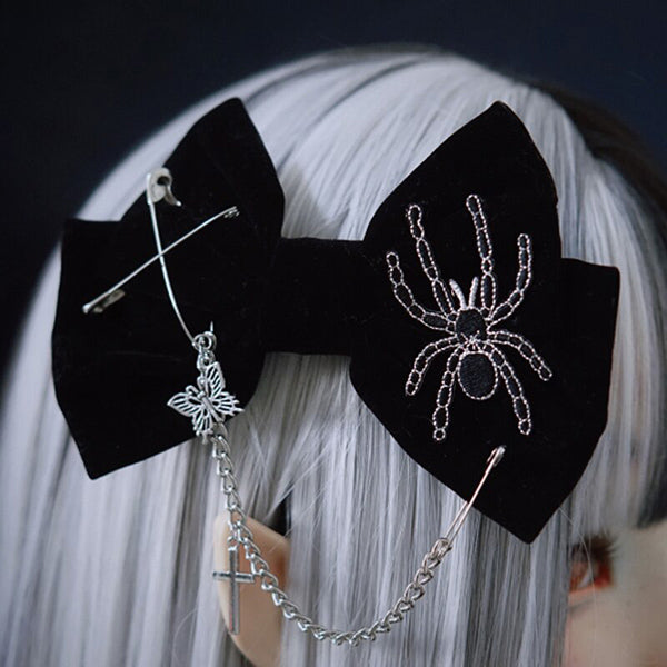 Anime-Goth Bowtie Hair Clip
